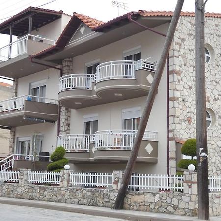 Villa George Giov Сарти Экстерьер фото
